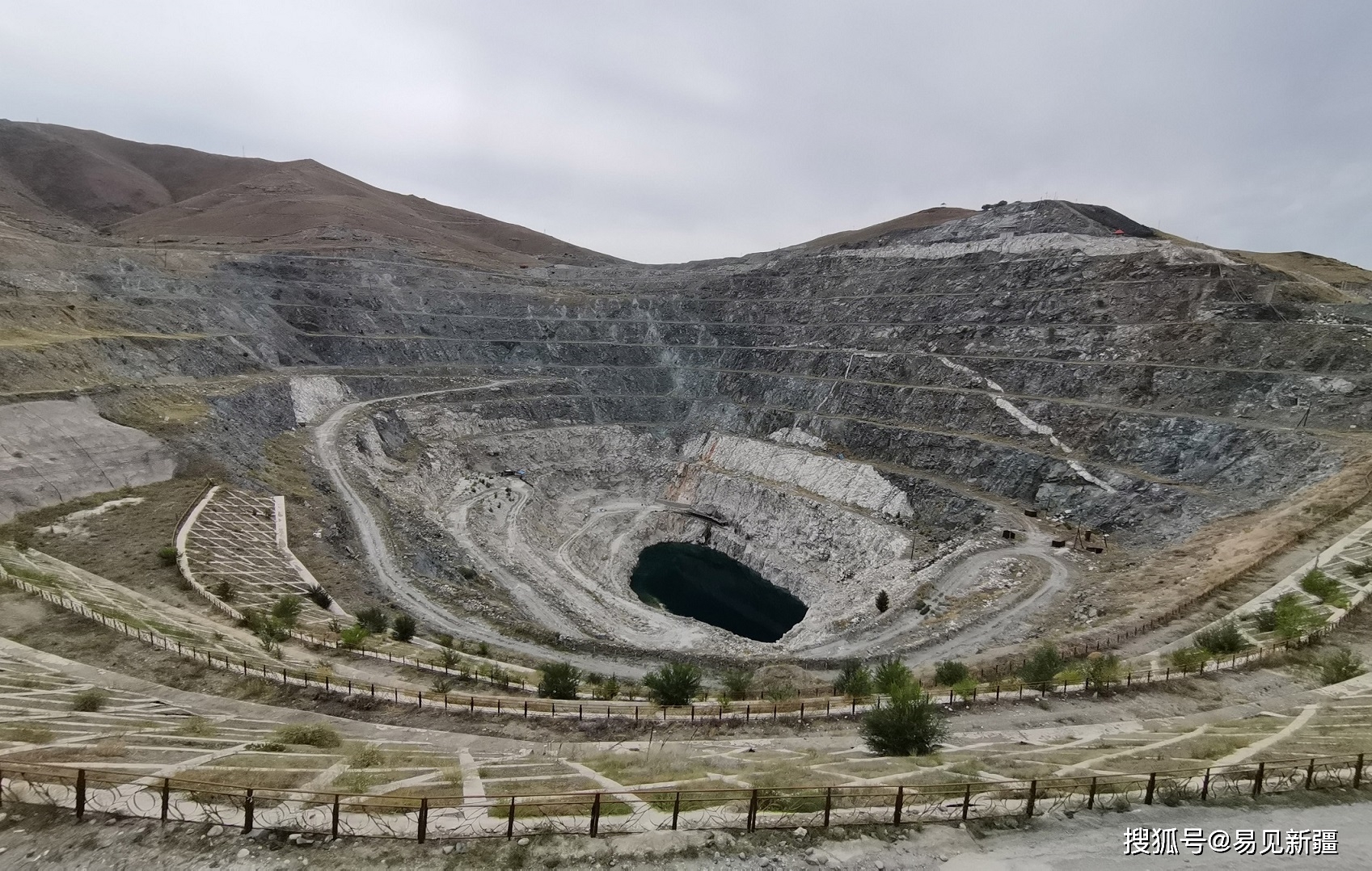 除了牧羊人，這里還有可歌可泣的可可托海精神 